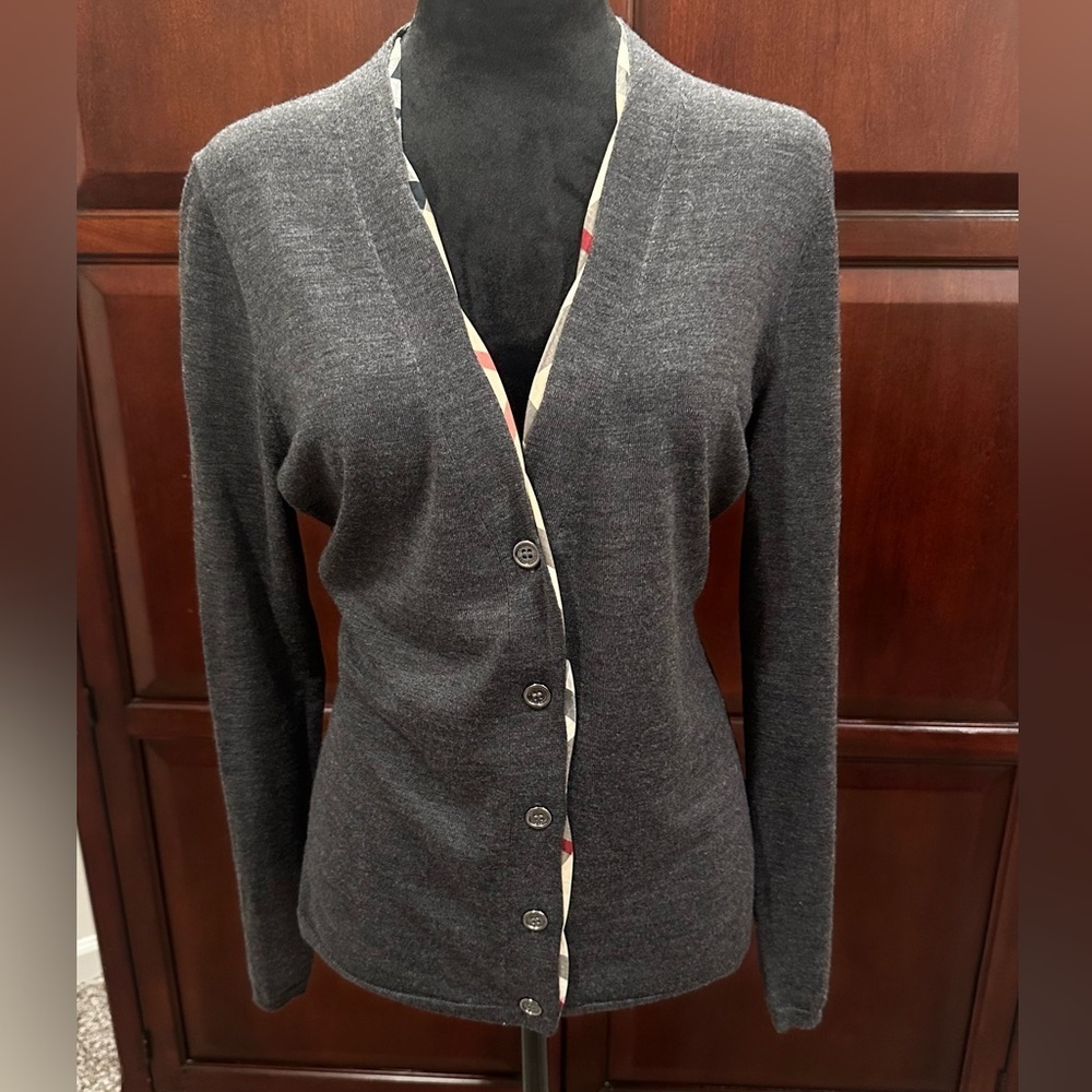 Burberry sweater